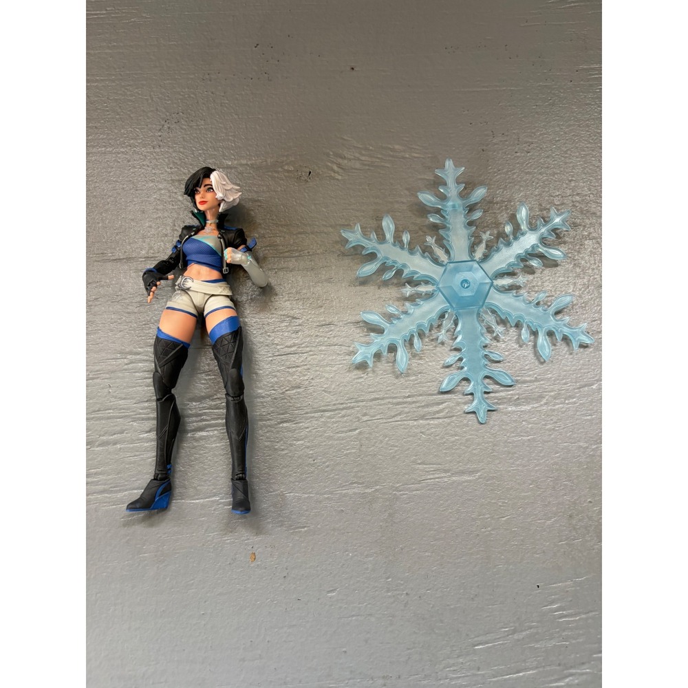 Marvel Legends - Luna Snow (Rivals) - Picture 8 of 9